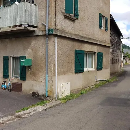 Cozy à Avec Air Conditionné, 26 M² * Aydat