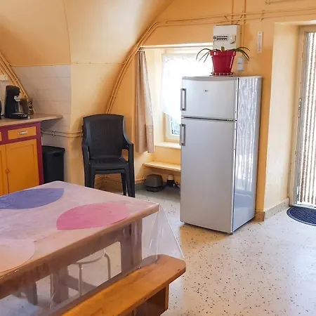 Cozy à Avec Air Conditionné, 26 M² Appartement
