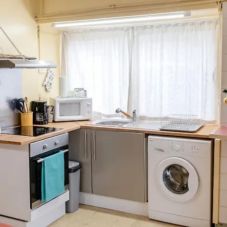 Cozy A Avec Air Conditionne, 26 M² 아파트