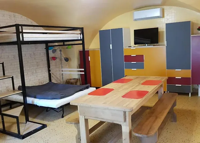 Cozy A Avec Air Conditionne, 26 M² Апартаменты *